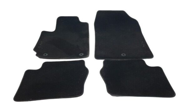 Set tappetini velluto nero originale accessori Kia Picanto G6143ADE00 - immagine 2